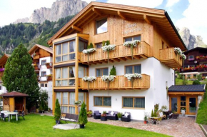 Apartments Chalet Ciufdlton Corvara